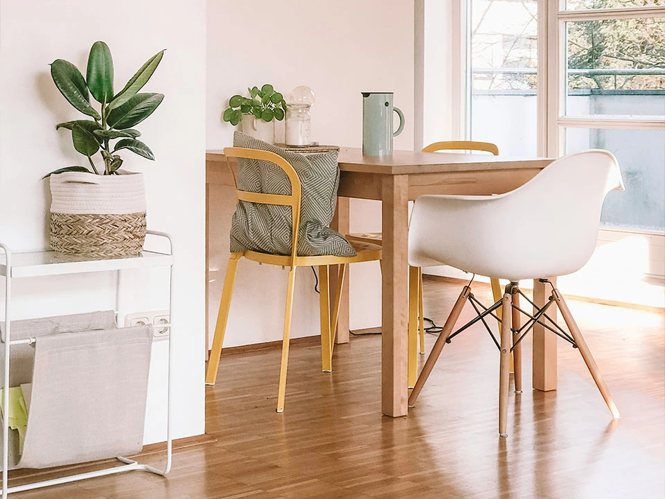 Meble w mieszkaniu w bloku